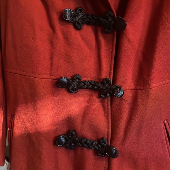 VINTAGE 1060’s Blood red Wool ankle length coat. 1960’s vintage. - Picture 4 of 5